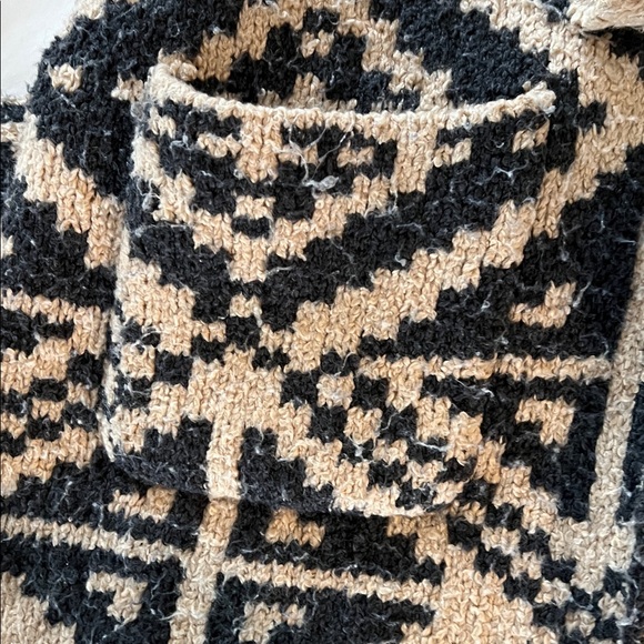 Banana Republic Heritage Intarsia Cardigan Sweater - Picture 4 of 10